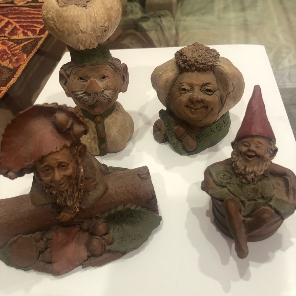 5 Tom Clark artist Figurines